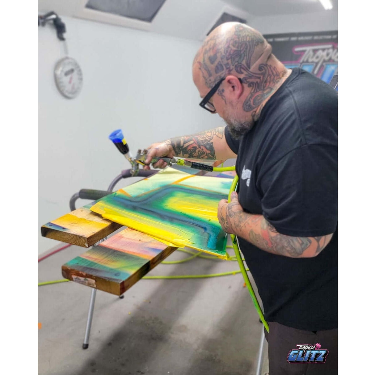Custom Paint Tricks 3.0 with K-Daddy- Video Tutorial - Tropical Glitz